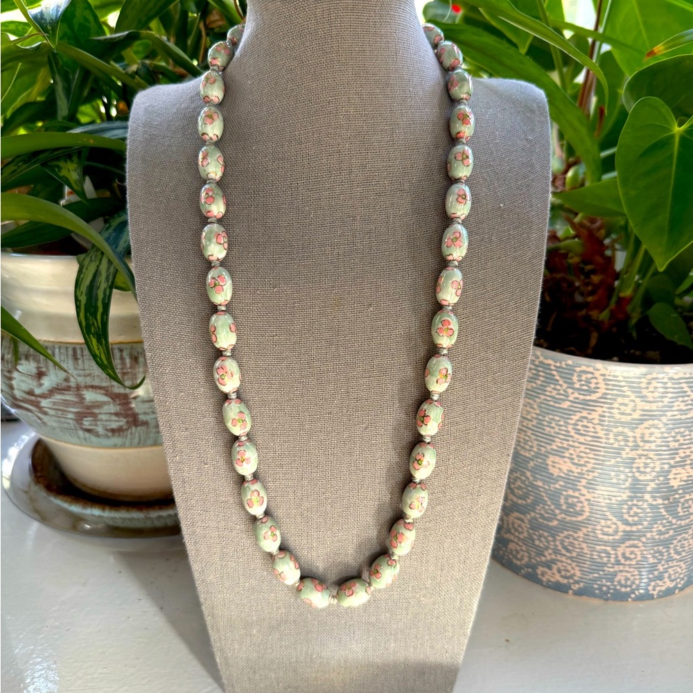Vintage Estate Chinese Hand Painted Porcelain Bead Necklace